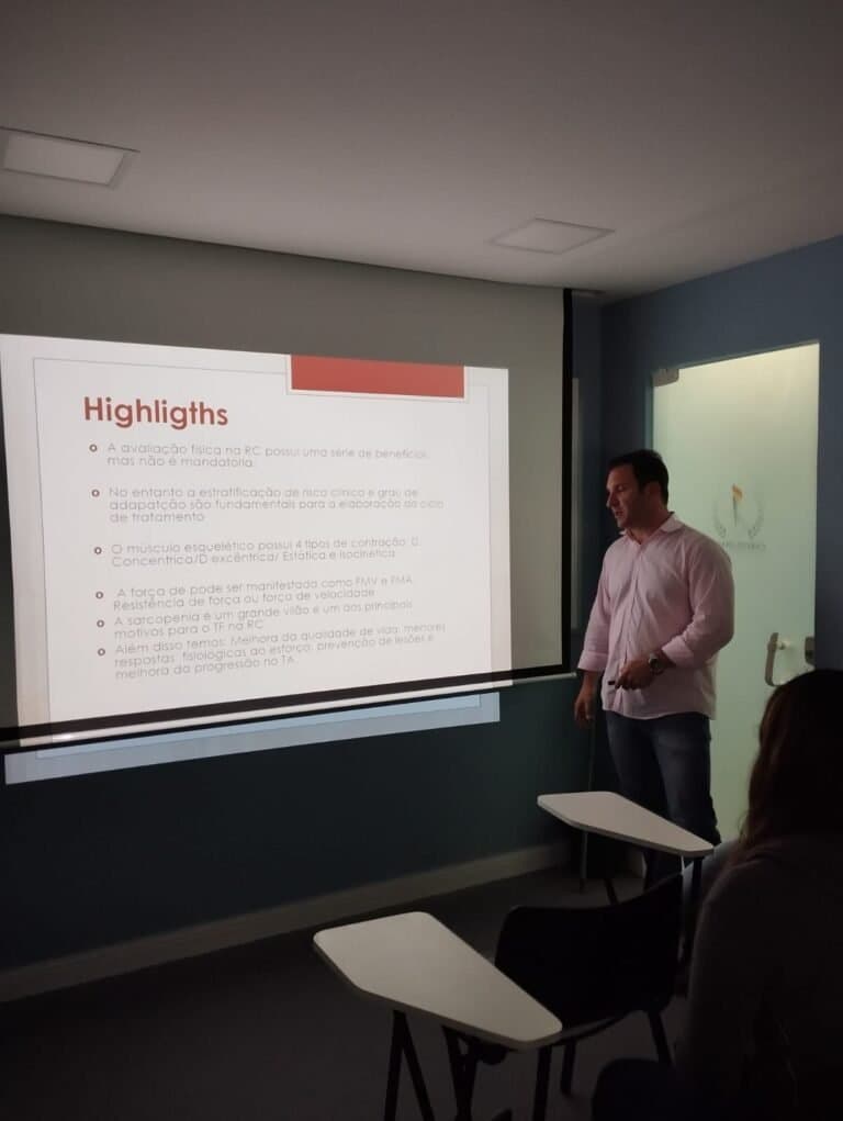 Foto de turma da pós-graduação em Reabilitação Cardíaca 6